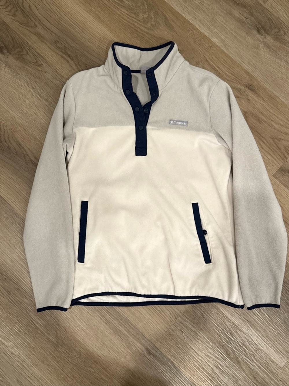 Columbia Cream Fleece Pullover with Navy Trim